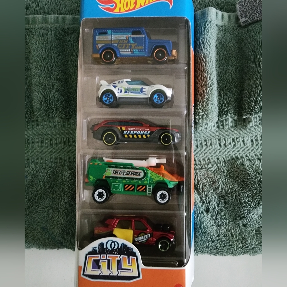 Two 5 pack hot wheels car set